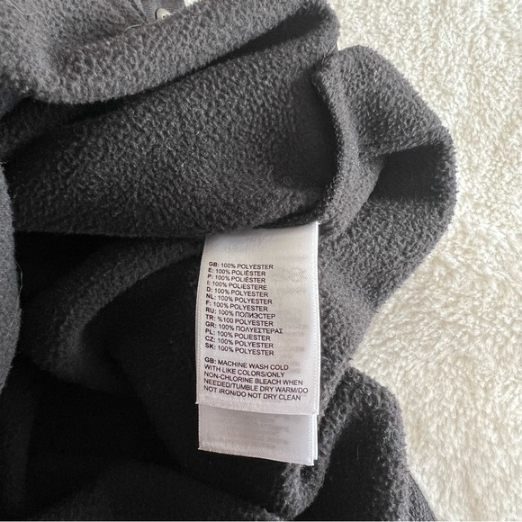 The North Face Pullover 🖤 - Picture 12 of 12